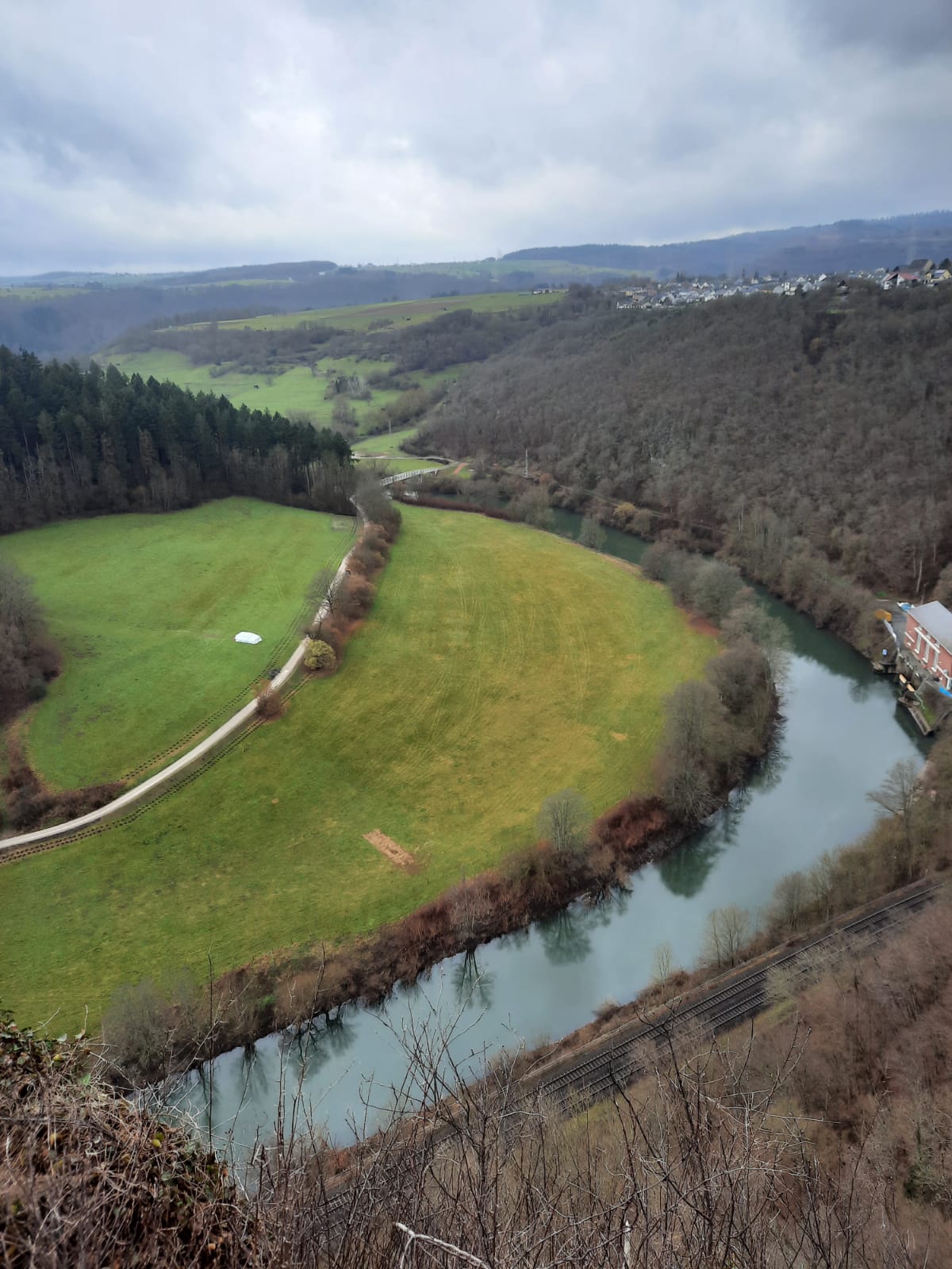 Bleibhund Steinsberg Gabelstein Ausflug: Fluss