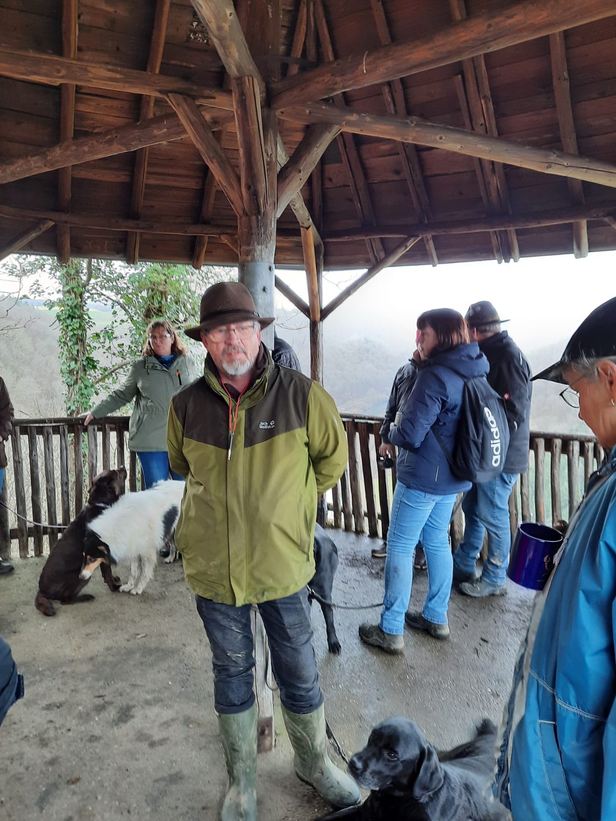 Bleibhund Steinsberg Gabelstein Ausflug: Pause